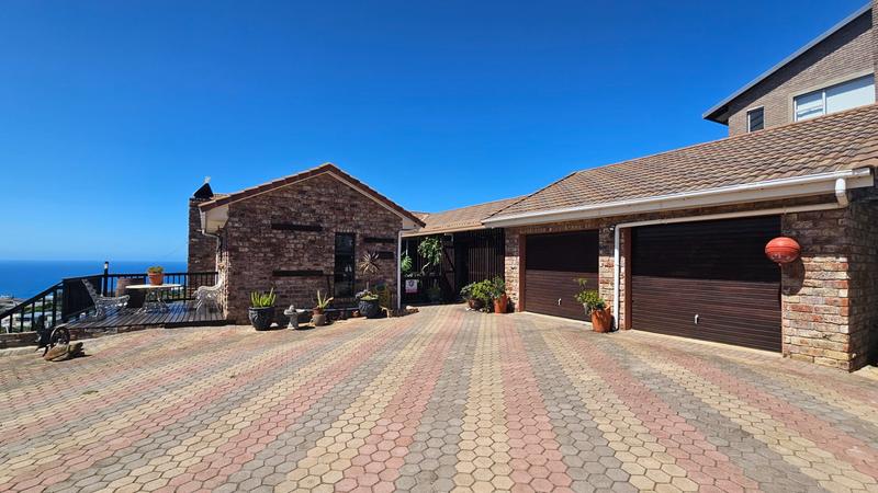 4 Bedroom Property for Sale in Dana Bay Western Cape